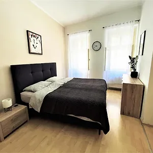  Apartment Viktorija Center Slovenia